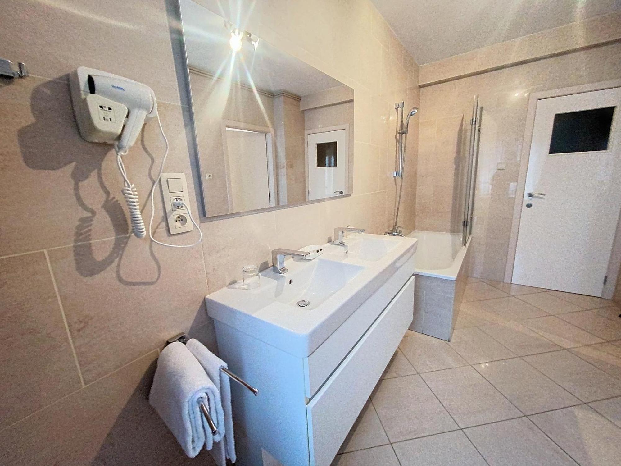 Gastenkamers Centersuites Oostduinkerke Zewnętrze zdjęcie